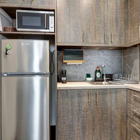 Classy And Stylish Apartment Next To Hilton เอเธนส์ ภายนอก รูปภาพ